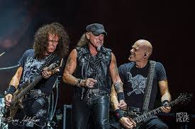 accept live
